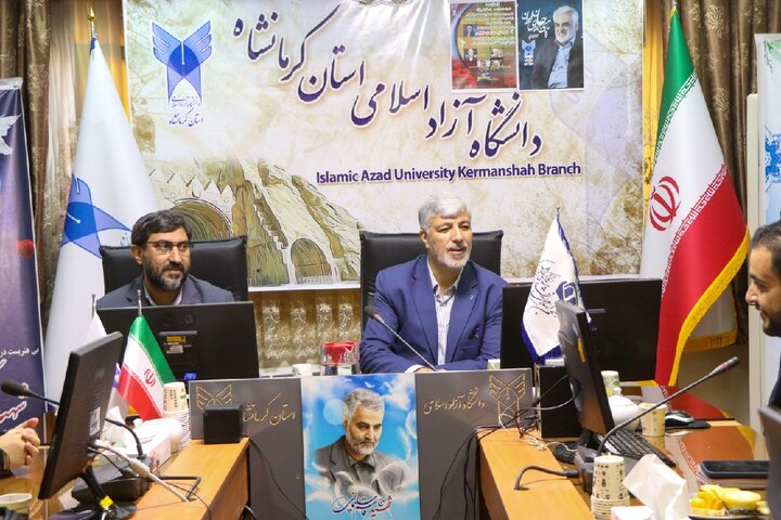 نشست صمیمانه فعالان دانشجویی با سرپرست و مدیرکل حراست دانشگاه آزاد کرمانشاه