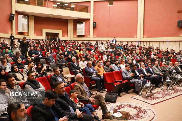 برگزاری سلسله جلسات انتقال تجربه EMEX در دانشگاه یزد با حضور مدیر هتل اسپیناس پالاس