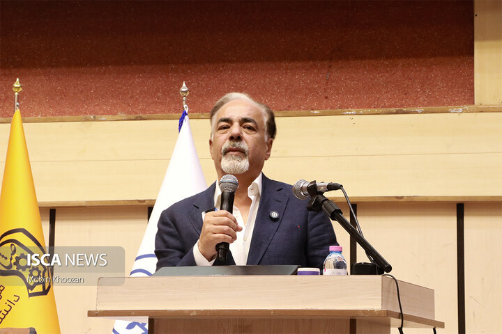 برگزاری سلسله جلسات انتقال تجربه EMEX در دانشگاه یزد با حضور مدیر هتل اسپیناس پالاس