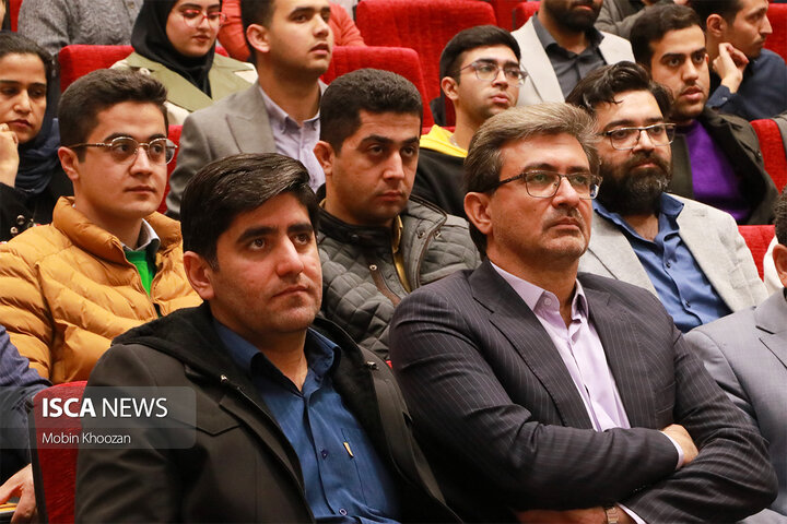 برگزاری سلسله جلسات انتقال تجربه EMEX در دانشگاه یزد با حضور مدیر هتل اسپیناس پالاس