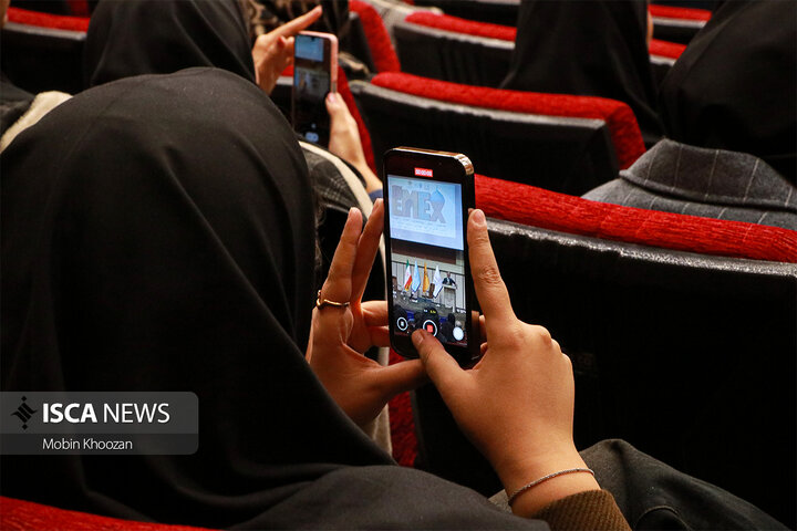 برگزاری سلسله جلسات انتقال تجربه EMEX در دانشگاه یزد با حضور مدیر هتل اسپیناس پالاس