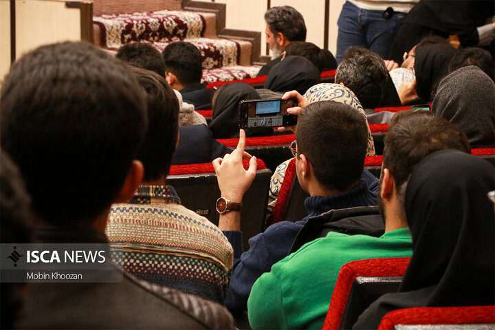 برگزاری سلسله جلسات انتقال تجربه EMEX در دانشگاه یزد با حضور مدیر هتل اسپیناس پالاس