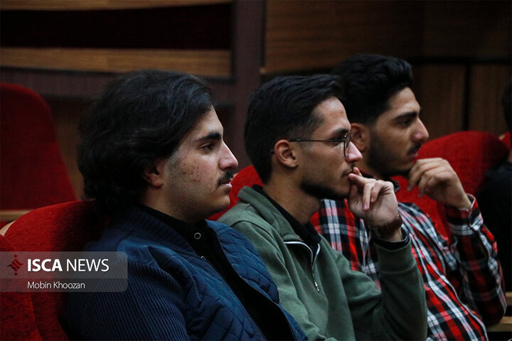 آیین تکریم و معارفه دبیران انجمن‌های علمی در دانشگاه آزاد اسلامی  یزد