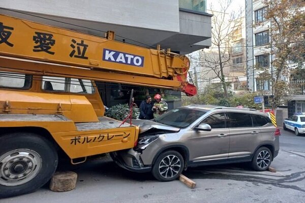حادثه مرگبار برای راننده جرثقیل ۲۵ تنی در تهران