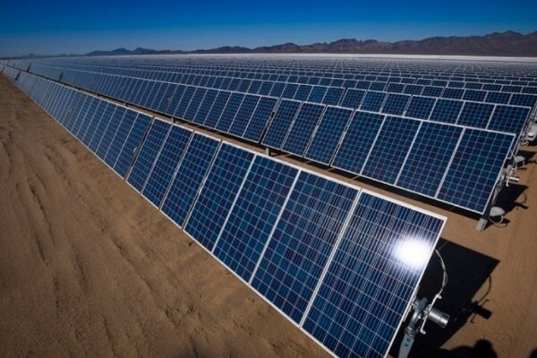 افتتاح نیروگاه‌های خورشیدی؛ گامی تأثیرگذار در اقتصاد کشور