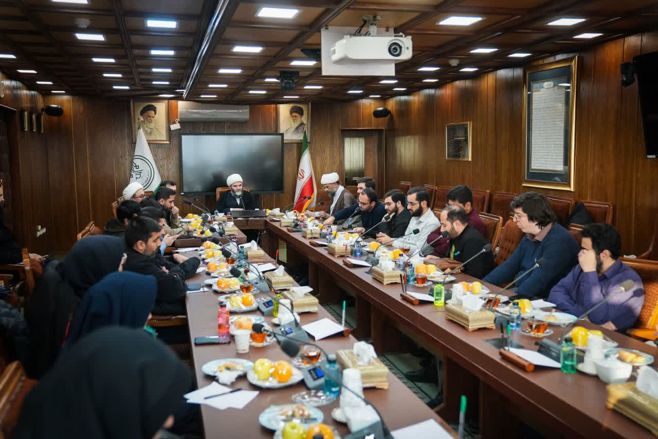 حمایت از حلقههای میانی یکی از راههای مهم شکوفایی ظرفیتهای مردمی است