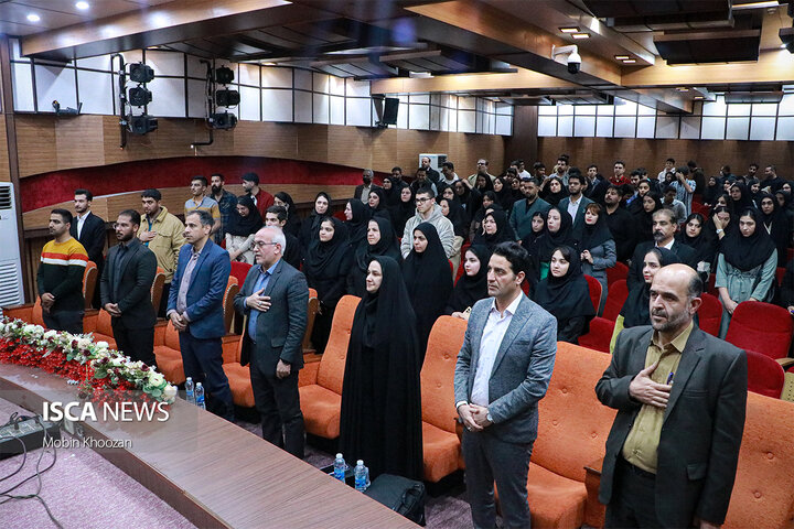 نشست آشنایی نودانشجویان رشته حقوق در دانشگاه آزاد اسلامی یزد