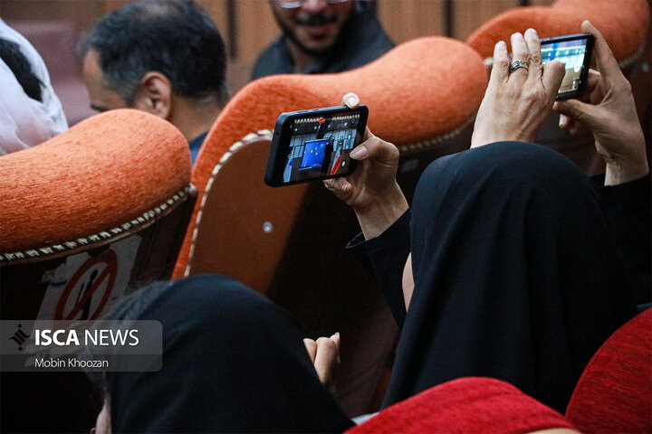 نشست آشنایی نودانشجویان رشته حقوق در دانشگاه آزاد اسلامی یزد