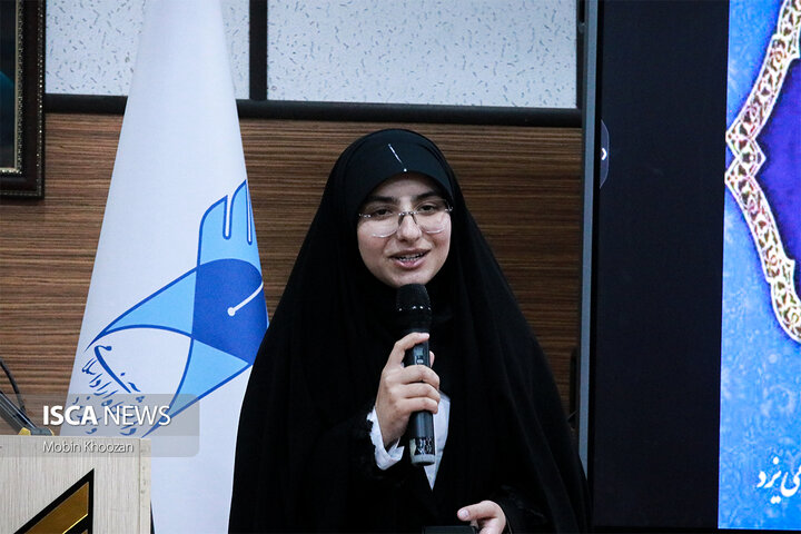 نشست آشنایی نودانشجویان رشته حقوق در دانشگاه آزاد اسلامی یزد