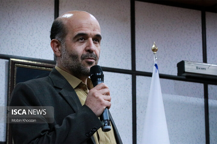 نشست آشنایی نودانشجویان رشته حقوق در دانشگاه آزاد اسلامی یزد