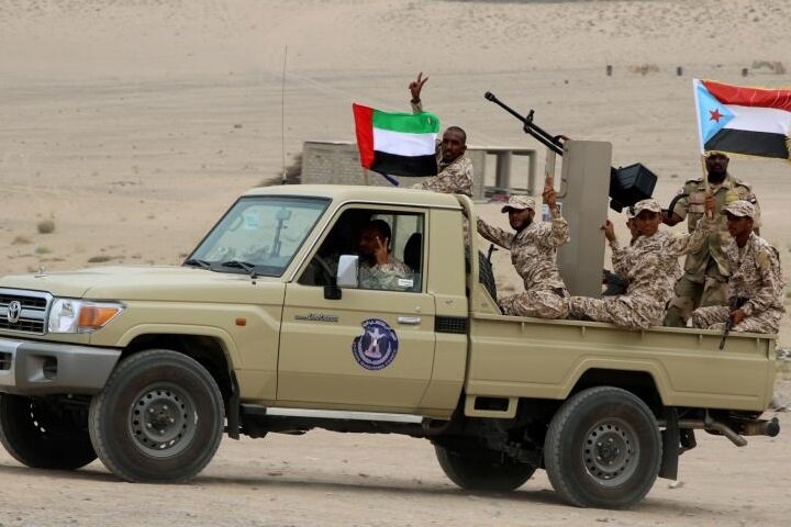 خیز امارات و عربستان برای غارت منابع نفتی و تجزیه یمن