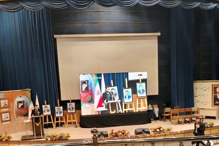 برگزاری جشن روز دانشجو در دانشگاه آزاد ساری