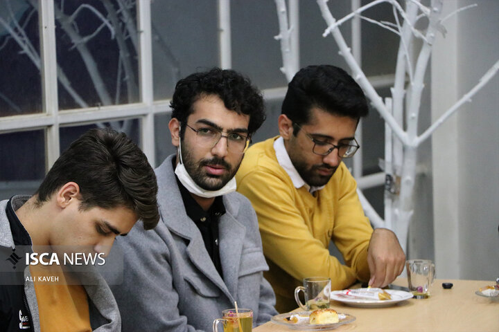 نشست دانشجویی ایسکانیوز