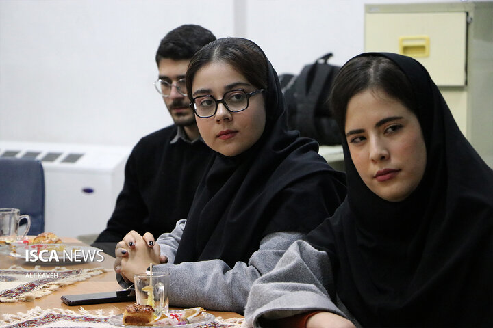 نشست دانشجویی ایسکانیوز