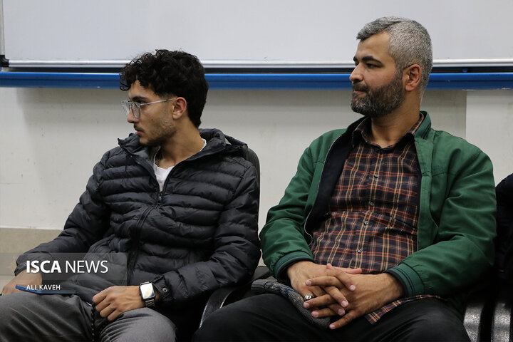 نشست دانشجویی ایسکانیوز