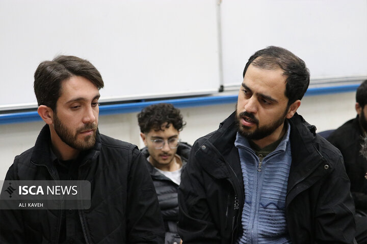 نشست دانشجویی ایسکانیوز