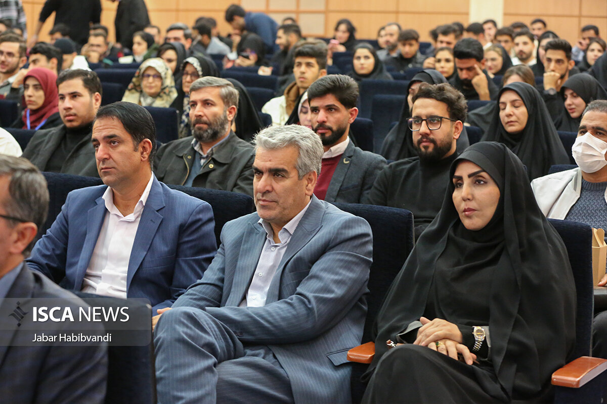 بهادری جهرمی