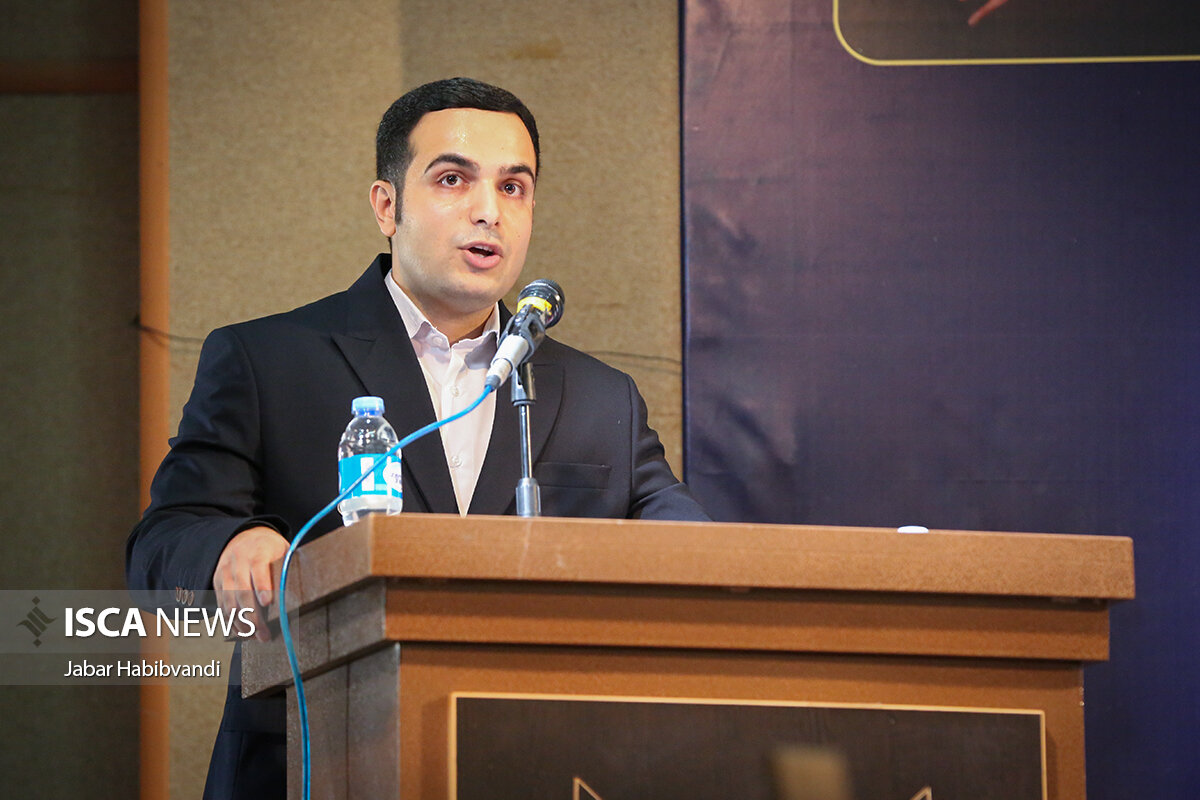 بهادری جهرمی