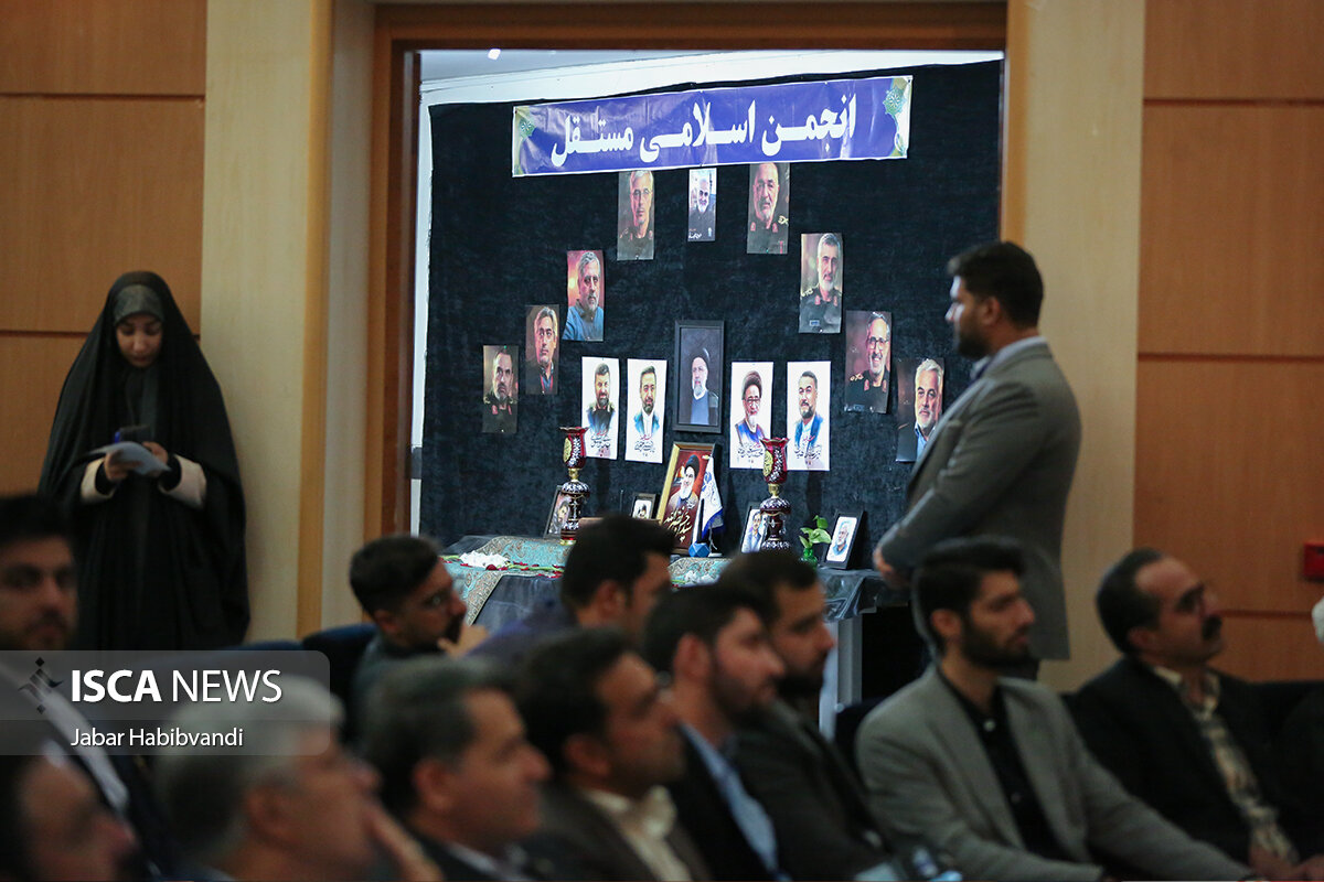 بهادری جهرمی