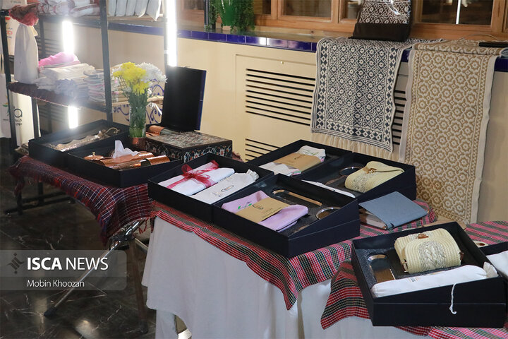 چهارمین نمایشگاه تخصصی صنایع‌دستی و هدایای سازمانی در موزه بزرگ تار و پود یزد