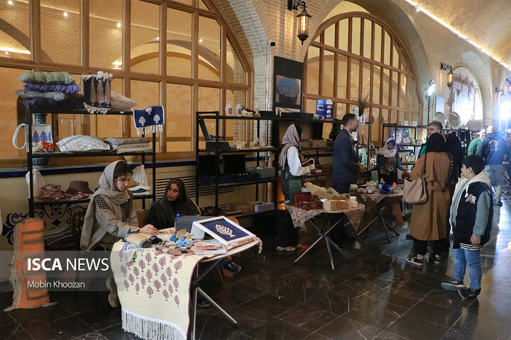 چهارمین نمایشگاه تخصصی صنایع‌دستی و هدایای سازمانی در موزه بزرگ تار و پود یزد