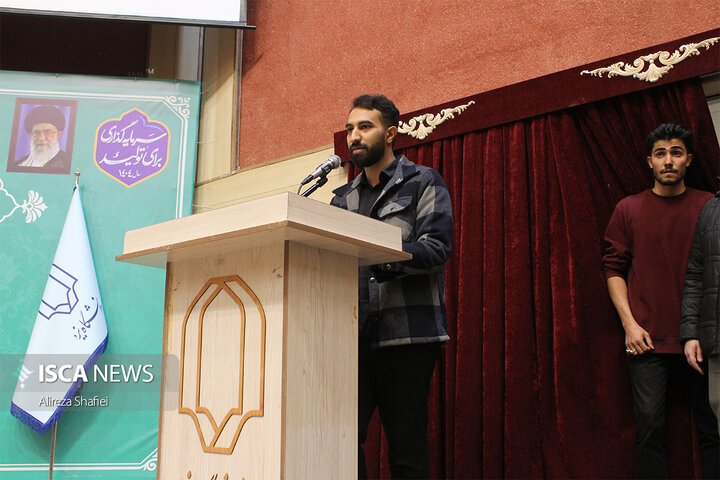 نشست پرسش و پاسخ دانشجویی با حضور سخنگوی دولت چهاردهم به مناسبت روز دانشجو در دانشگاه یزد