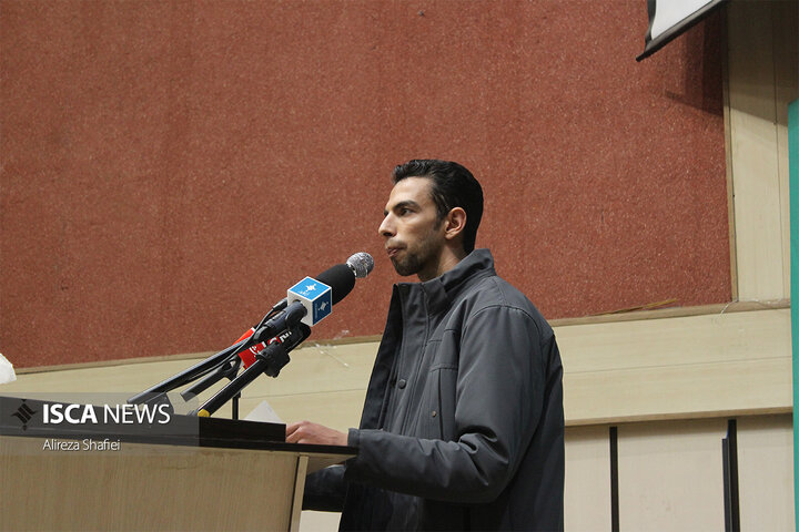 نشست پرسش و پاسخ دانشجویی با حضور سخنگوی دولت چهاردهم به مناسبت روز دانشجو در دانشگاه یزد