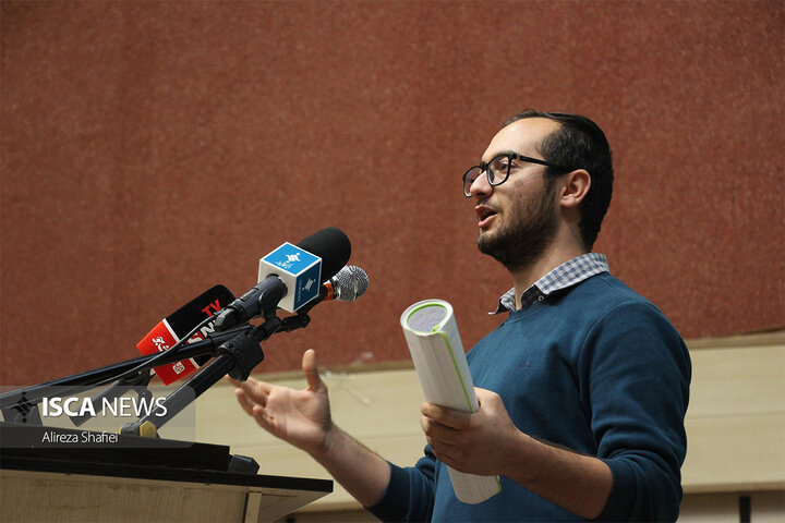 نشست پرسش و پاسخ دانشجویی با حضور سخنگوی دولت چهاردهم به مناسبت روز دانشجو در دانشگاه یزد