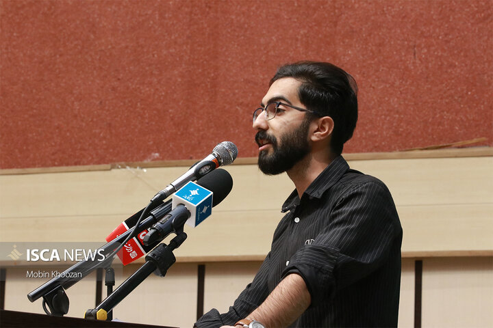 نشست پرسش و پاسخ دانشجویی با حضور سخنگوی دولت چهاردهم به مناسبت روز دانشجو در دانشگاه یزد