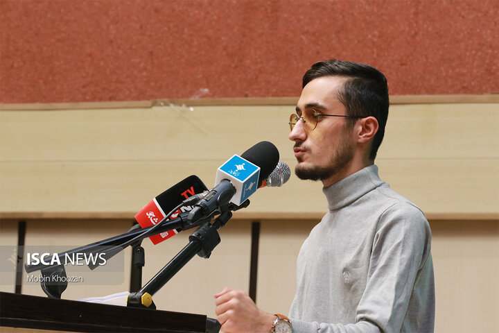 نشست پرسش و پاسخ دانشجویی با حضور سخنگوی دولت چهاردهم به مناسبت روز دانشجو در دانشگاه یزد