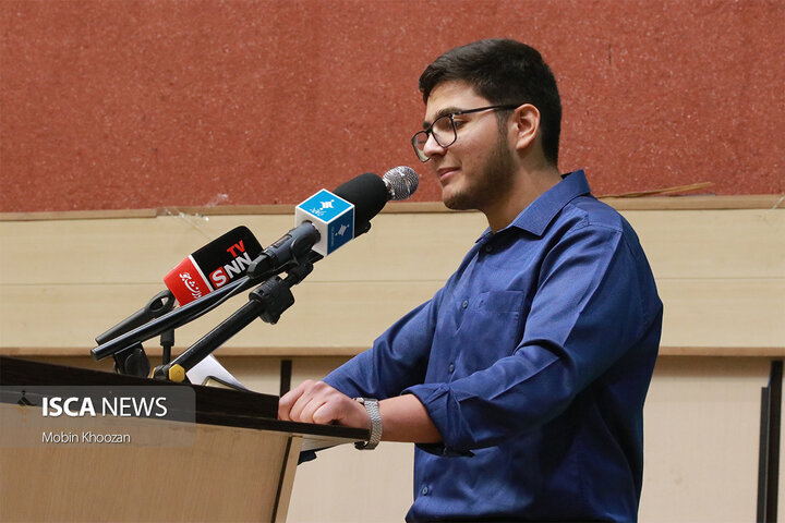 نشست پرسش و پاسخ دانشجویی با حضور سخنگوی دولت چهاردهم به مناسبت روز دانشجو در دانشگاه یزد