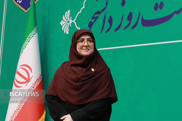 صدای نقد دانشجو باید بدون لکنت شنیده شود