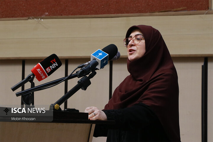 نشست پرسش و پاسخ دانشجویی با حضور سخنگوی دولت چهاردهم به مناسبت روز دانشجو در دانشگاه یزد