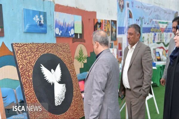 برگزاری نمایشگاه هفته پژوهش در دانشگاه آزاد اسلامی واحد بوشهر