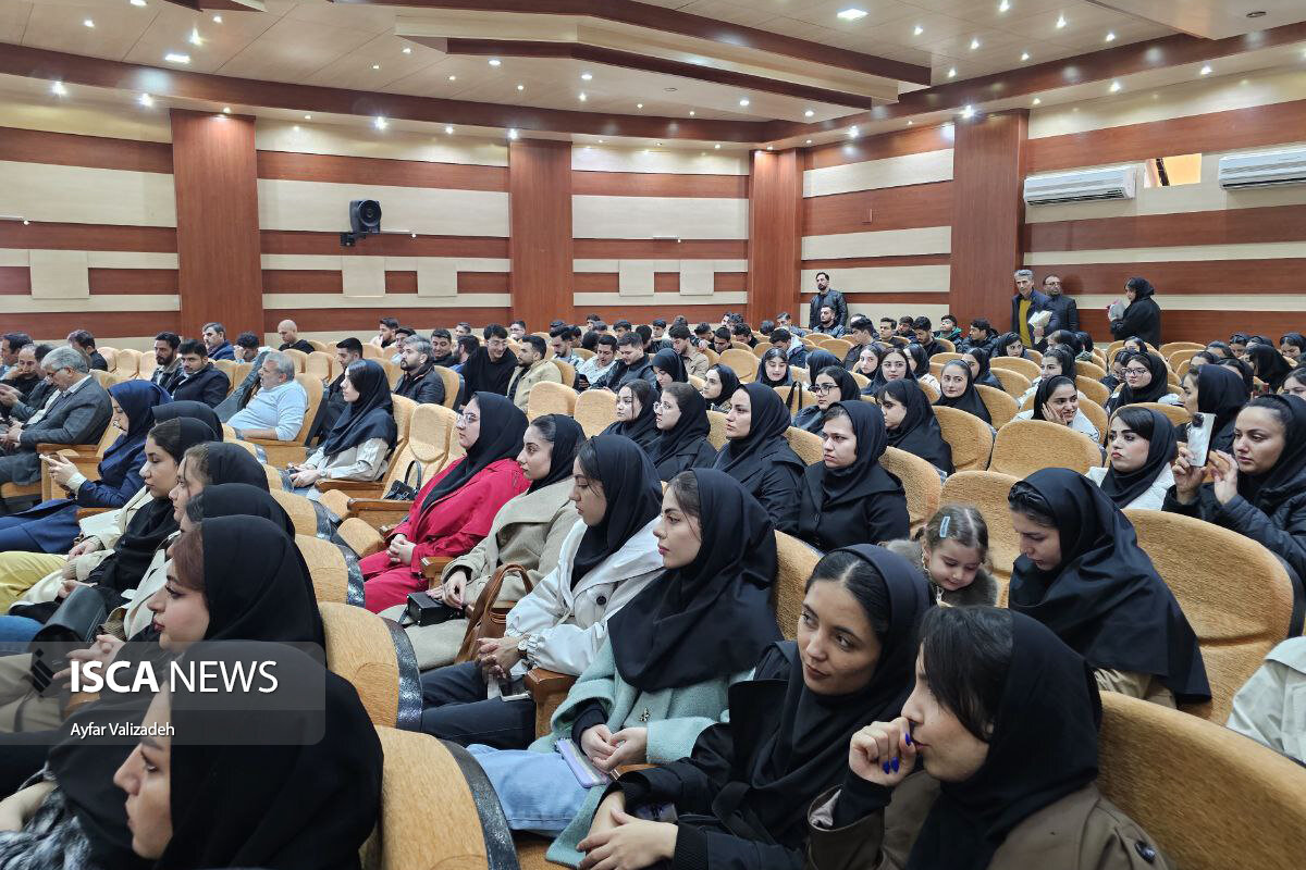 دانشگاه آزاد ماکو میزبان آیین روز دانشجو با حضور مسئولان و تجلیل از نخبگان جوان