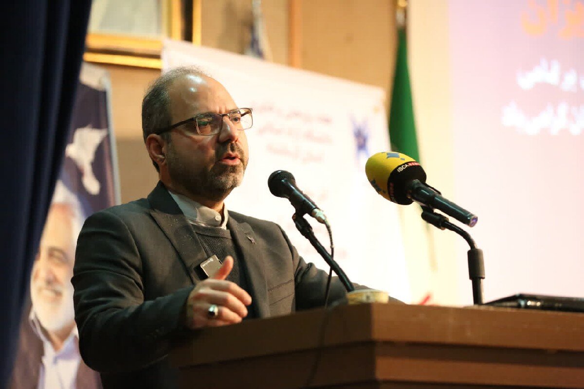 پژوهش باید به حل مسائل جامعه و تولید ثروت منجر شود