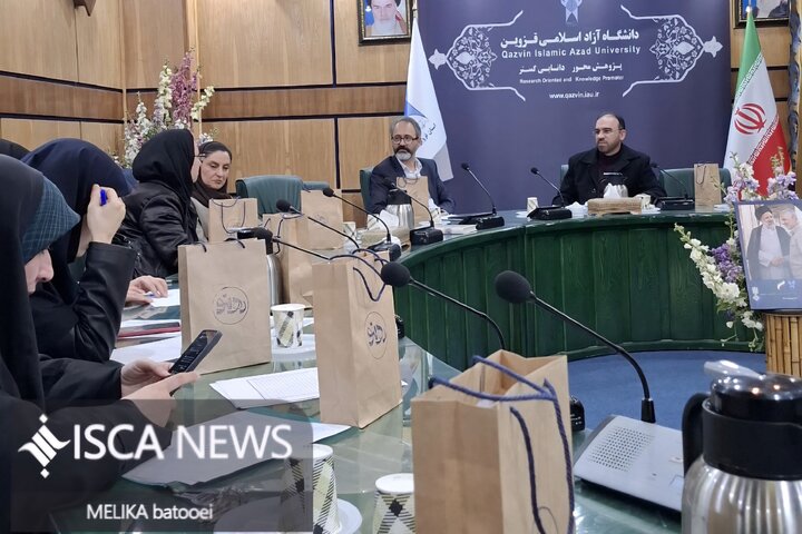 اولین نشست اساتید همیار فرهنگی در دانشگاه آزاد اسلامی قزوین برگزار شد