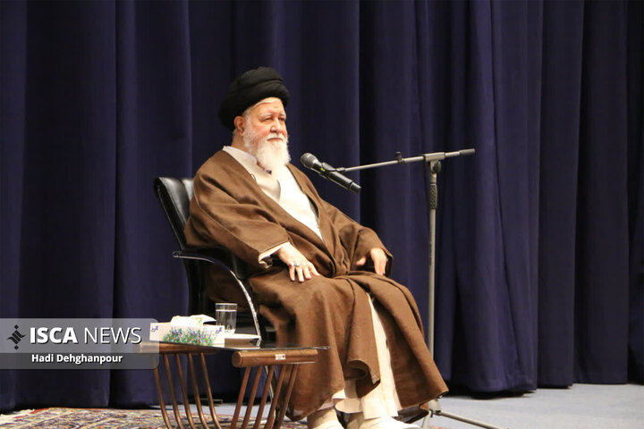 برگزاری یکمین سالگرد درگذشت نیکوکار کارآفرین (سیدعلاءالدین میرمحمد صادقی) در دانشگاه آزاد مشهد