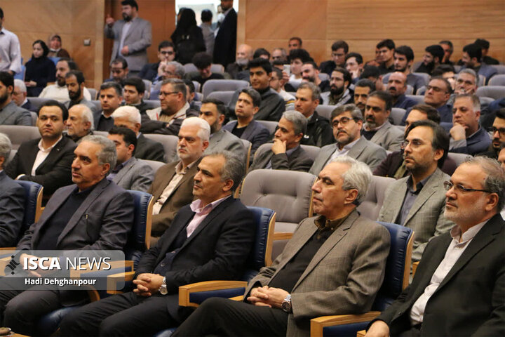 برگزاری یکمین سالگرد درگذشت نیکوکار کارآفرین (سیدعلاءالدین میرمحمد صادقی) در دانشگاه آزاد مشهد