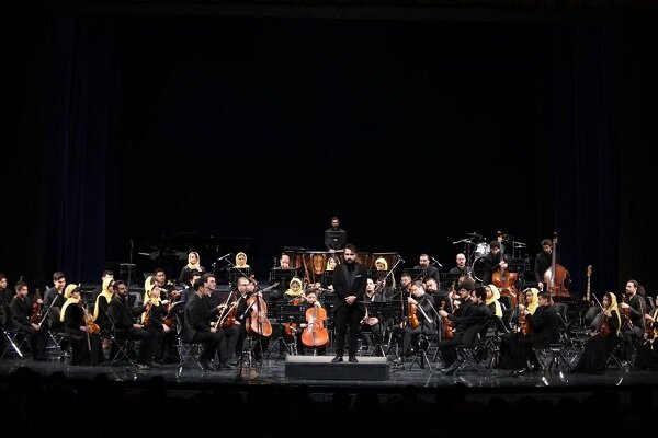 پایان خوش تکنوازان در طرز تازه دهم/ امین غفاری ارکستر جوانان پارس زمین را به تالار وحدت آورد