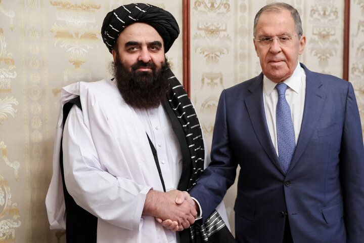 چالش‌های طالبان برای به رسمیت شناخته شدن / روسیه و چین مواضع متفاوتی دارند