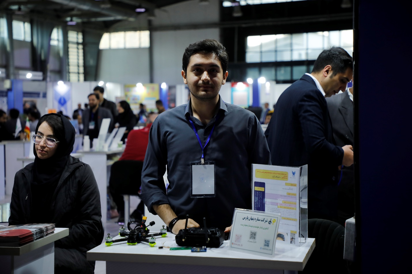 محصولات دانشگاه آزاد در نمایشگاه ایران ساخت هفته پژوهش