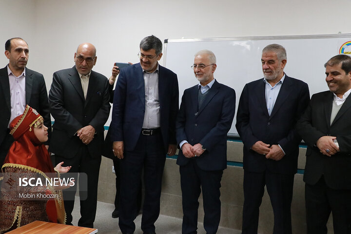 بهره‌برداری از آموزشگاه ۱۸ کلاسه با حضور وزیر کشور در یزد