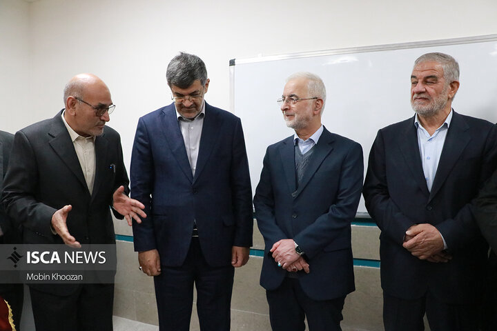 بهره‌برداری از آموزشگاه ۱۸ کلاسه با حضور وزیر کشور در یزد