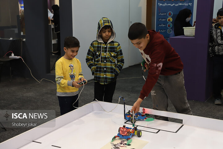 آغاز به‌کار دوازدهمین نمایشگاه دستاوردهای پژوهش و فناوری و فن‌بازار یزد