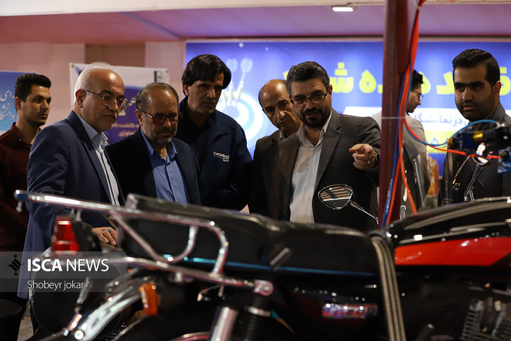 آغاز به‌کار دوازدهمین نمایشگاه دستاوردهای پژوهش و فناوری و فن‌بازار یزد