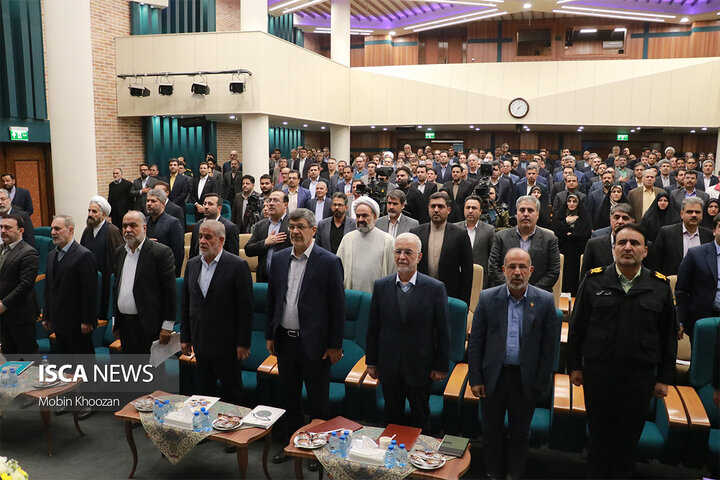 شورای اداری استان یزد با حضور وزیر کشور، نمایندگان استان و استاندار یزد