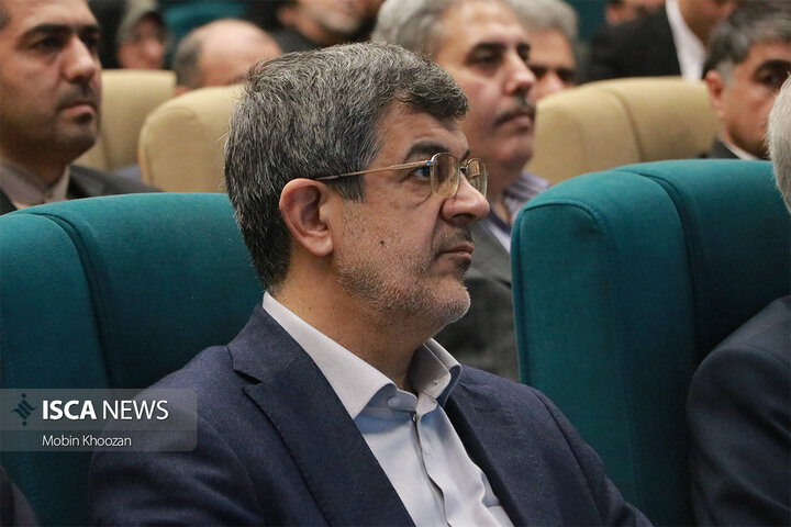 شورای اداری استان یزد با حضور وزیر کشور، نمایندگان استان و استاندار یزد