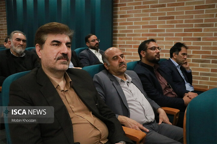 شورای اداری استان یزد با حضور وزیر کشور، نمایندگان استان و استاندار یزد