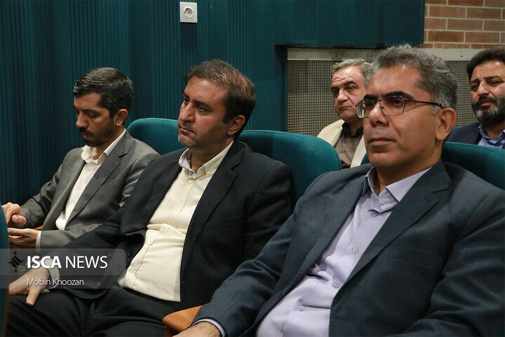 شورای اداری استان یزد با حضور وزیر کشور، نمایندگان استان و استاندار یزد